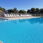 Marlene With Parking And Shared Pool By Interhome Apartamento De Haan