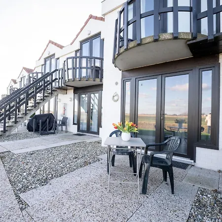 Marlene With Parking And Shared Pool By Interhome Apartamento